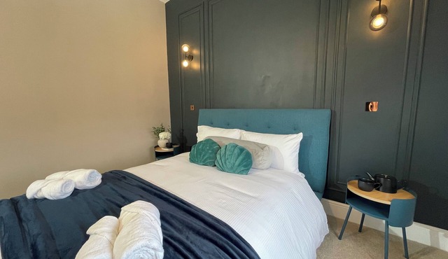 Superbly Stylish & Spacious 2 Bedroom Home in Ormskirk Town Centre