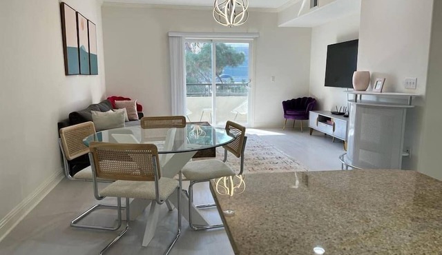 SUPERBOWL 2026 LEVIS STADIUM 7 MINUTES AWAY Spacious Modern Apt w/amenities