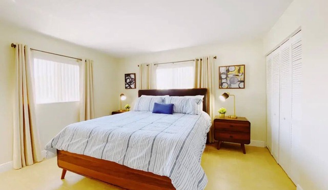 Superior 1-Bedroom Getaway with Prime Location