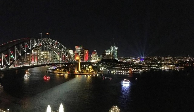 Superior 1 Bedroom Apartment With Harbour View Sydney