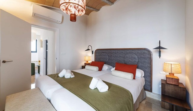 Superior 1 Bedroom Apartment