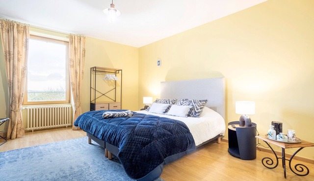 Superior Double Room 'Madame De La Fayette' with Shared Terrace, Garden and Wi-Fi