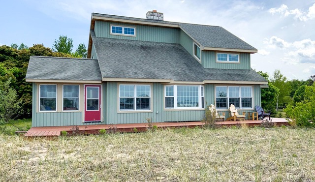 Superior Dreams - Stunning Lake Superior Bay Front Property