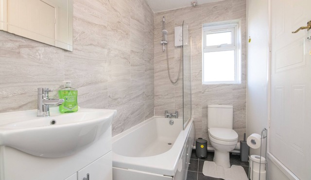 Superior House-Private Bathroom