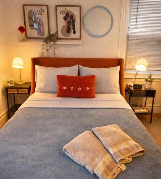 Superior Queen Bed & Fulton Bed