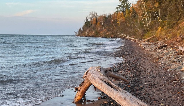 Superior Serenity | Cozy Cabin and Private Beach