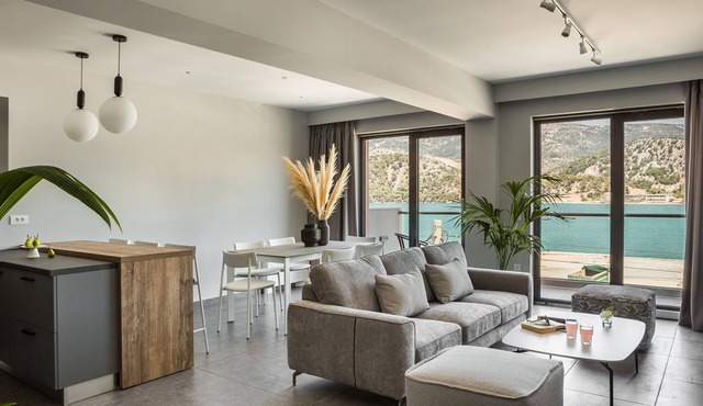 Superior Suite-3 bedroom-2 bathroom-Sea View/135m²