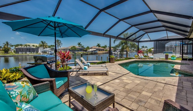 Superior water view (western exposure) 4 bedroom villa (sleeps 8)