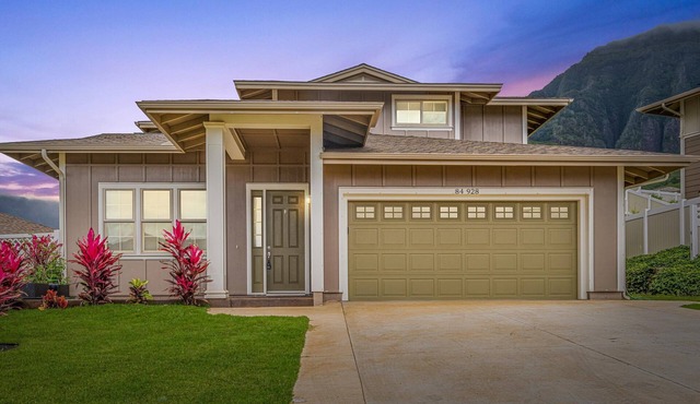 🌺 Support LOCAL: NEW! Mākaha Valley Home With Large Studio And Amazing Backyard