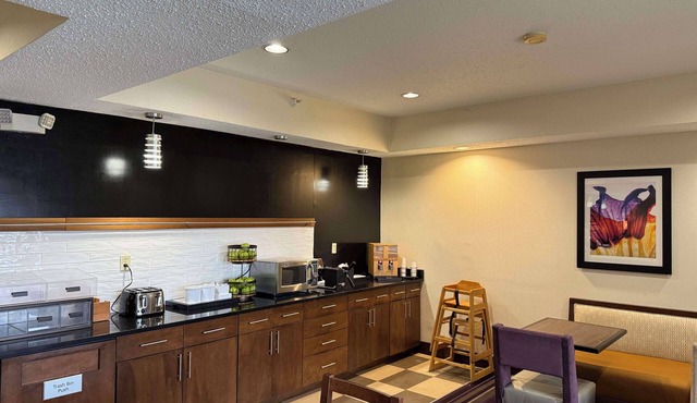 SureStay by Best Western Forsyth Decatur