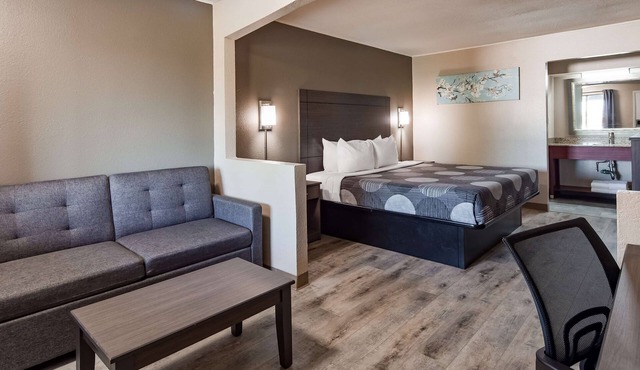 SureStay Hotel by Best Western Olathe