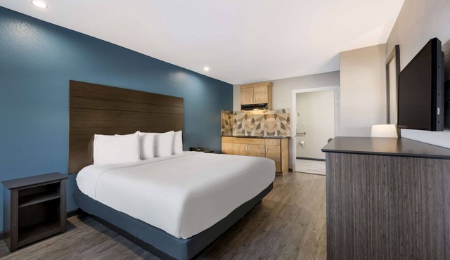 SureStay Hotel by Best Western Spring North Houston