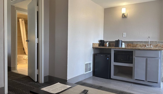SureStay InnSuites Phoenix Hotel & Suites by Best Western