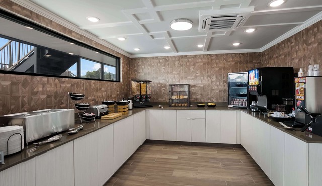 Surestay Plus By Best Western Pigeon Forge