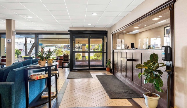 SureStay Plus by Best Western Reading North