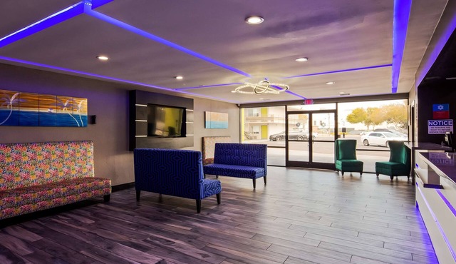 SureStay Plus Hotel by Best Western Point Richmond