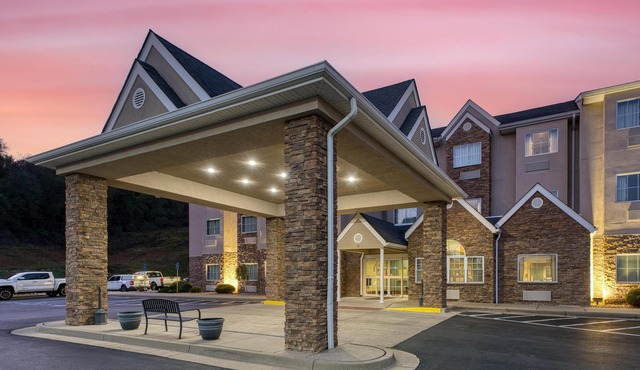 SureStay Plus Hotel by Best Western Buckhannon