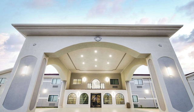 SureStay Studio by Best Western Conroe Downtown