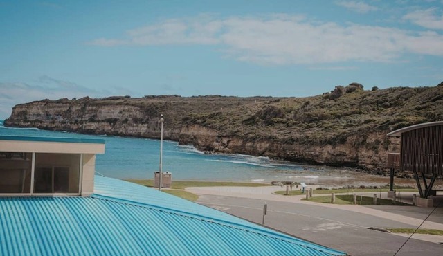 Surf break at Bayview villas SEA VIEW