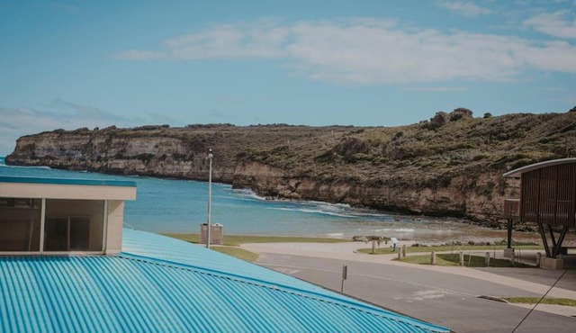 Surf break at Bayview villas SEA VIEW