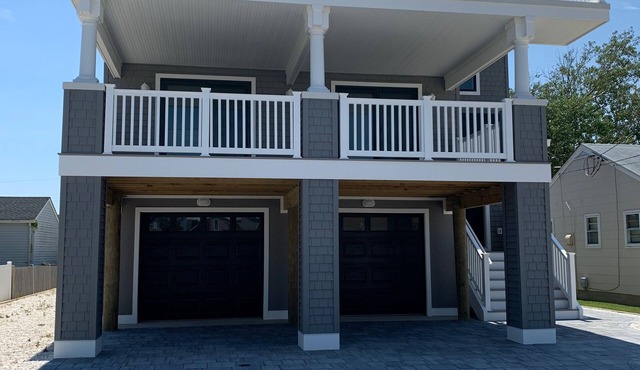 Surf City Beach House with New Heated Pool