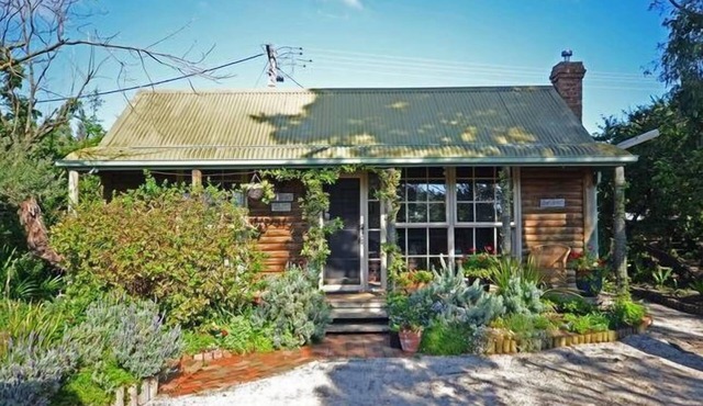 Surf Cottage - Luxury beach getaway