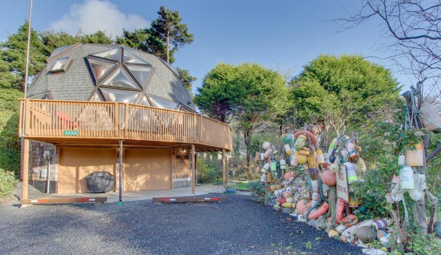 Surf Dome at Otter Rock