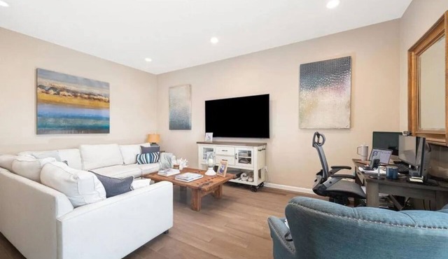 Surf & Saddle - Racetrack, Ocean Views from this Gorgeous Condo with AC