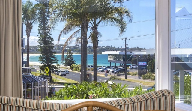 Surf & Turf Retreat in Mollymook