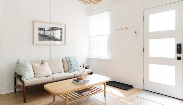 Surf Vibes|California Cool design | Close to beach