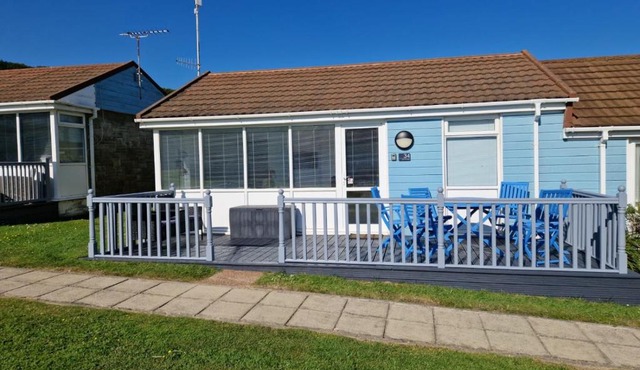 Surfs Up Lodge - Westward Ho!