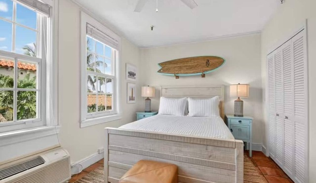 Surfs Up Palm Beach Steps To Beach Heated Pool