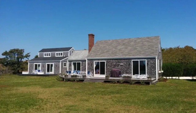 Surfside Beach Gem - Five Bedroom House, Sleeps 12