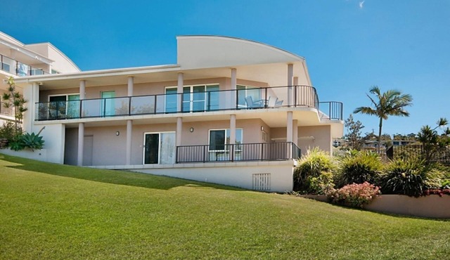 Surfside - Shelly Beach Holiday Home