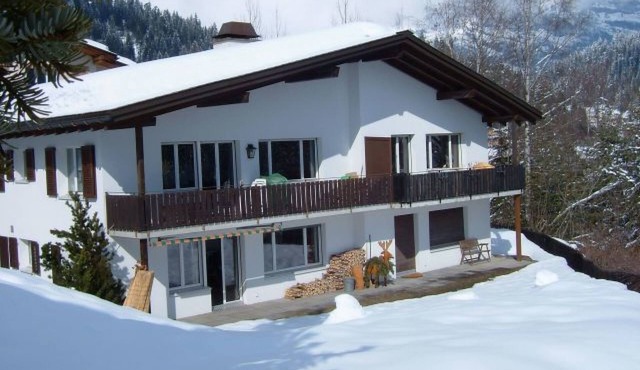 Surrieven/Zwicker, (Laax Dorf). 3.5 Zimmerwohnung by Interhome