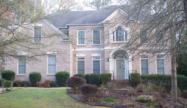 Surrounded by five lakes, walking trails, hiking, volleyball and a playground!