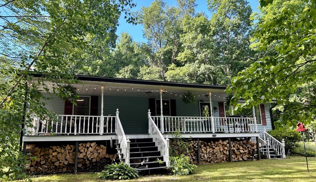 Surrounded by nature, The Lodge, family friendly home for creating memories!