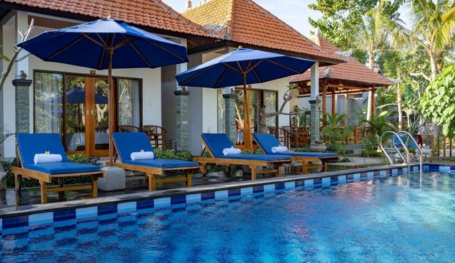 Surya Maha Bungallo(Double bed with Pool view)