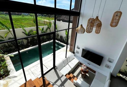 Surya Tropical Villa