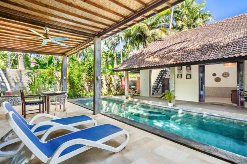 Surya Villa Manggis - 3BR Private Pool Villa, 2 Min to Candidasa