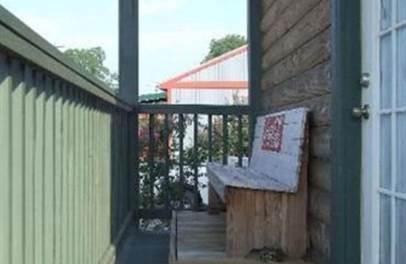 Susan's Cottages