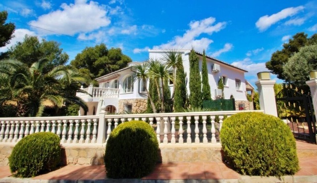 Susi - holiday home with private swimming pool in Moraira