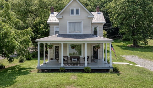 Susquehanna River Retreat with an Eccentric Flair