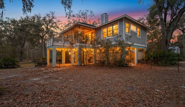Suwannee House & Bungalow