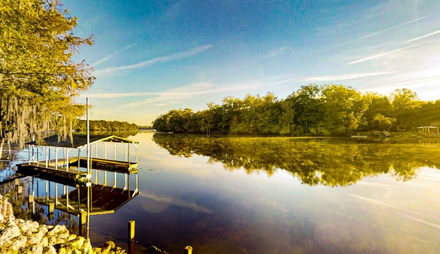 Suwannee River Home with Boat Dock & Launch, Riverfront Deck, Dogs OK