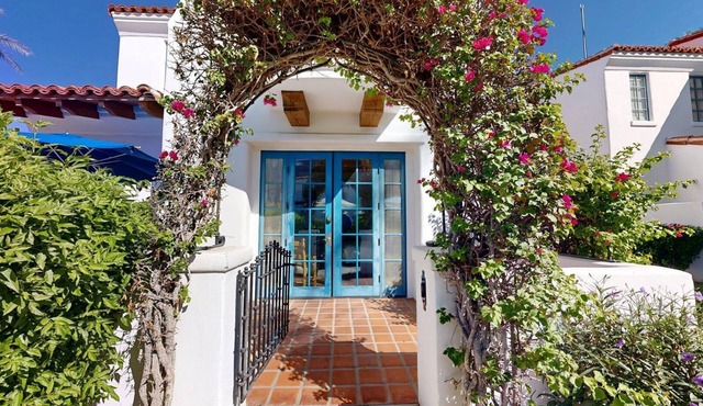 SV103 Downstairs 1 Bedroom Villa by Spa La Quinta