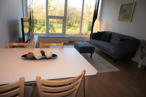 Svendsgade 80. 1sal. dør2. (Id 034)