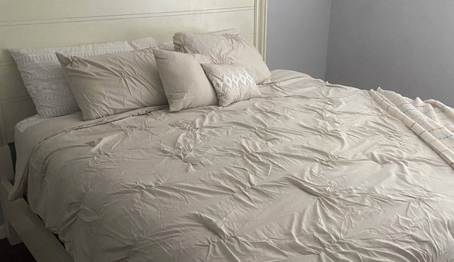 SW Court: family and pet friendly home with easy access to HWY 99 and 20