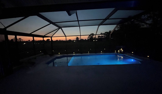 SW Florida close to beach. HEATED SALT WATER POOL