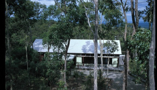 Swagman's Rest Lodge at BANJOS BUSHLAND RETREAT - couples, 1 family or singles